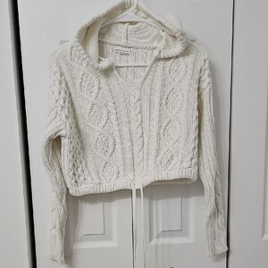 Aeropostale Cream V-Neck Cable Knit Sweater